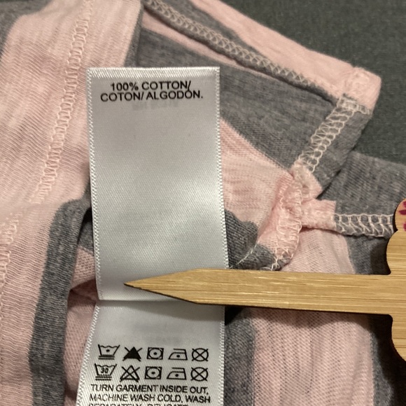 Lucky polo gray and pink blouse with collar. 3/4 sleeves Size XS. 100% cotton. - Picture 9 of 12